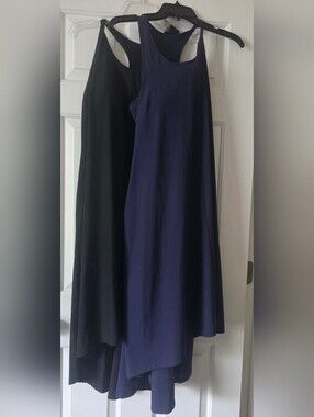 Breezeful RacerPocket High Low Flowy Midi Quick Dry Dress. Navy & Black (MED)